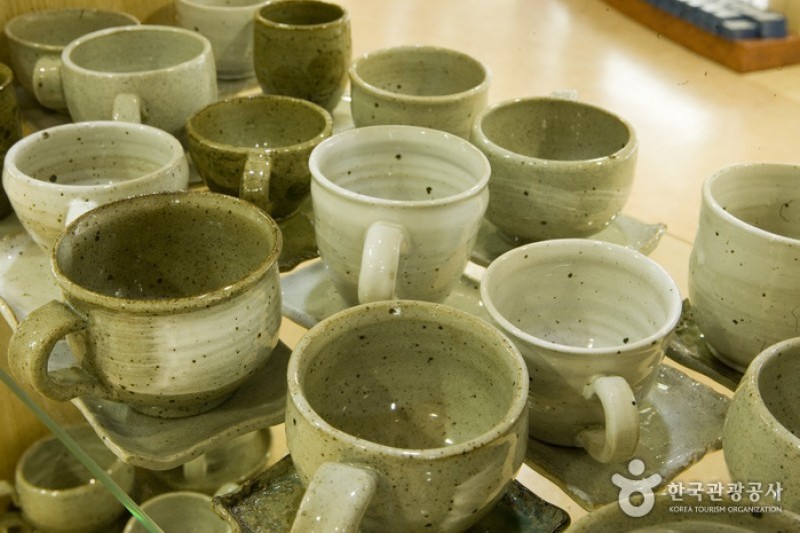 Jeju Local Produce Display and Sales Market  (8/9)