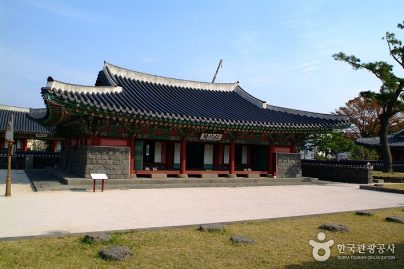 Jeju Mokgwana  (1/5)