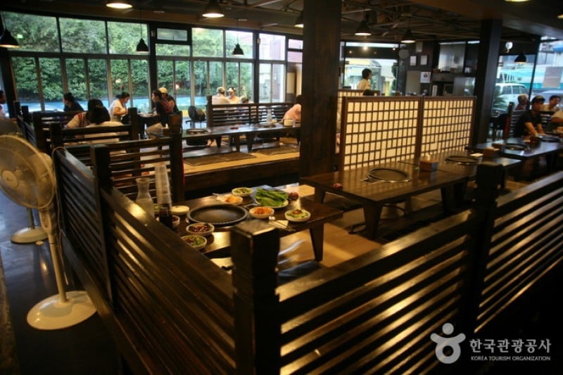 Dombedon  (3/10)