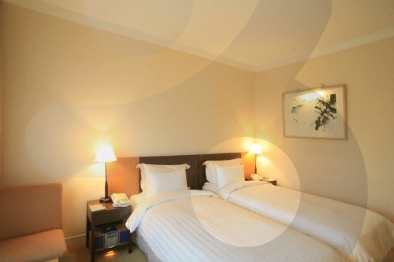 The Suites Hotel  (28/40)
