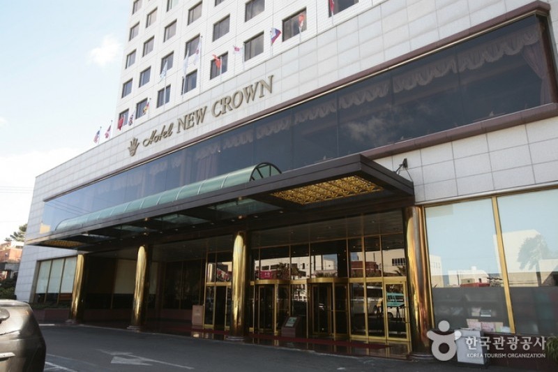 Hotel New Crown  (1/30)