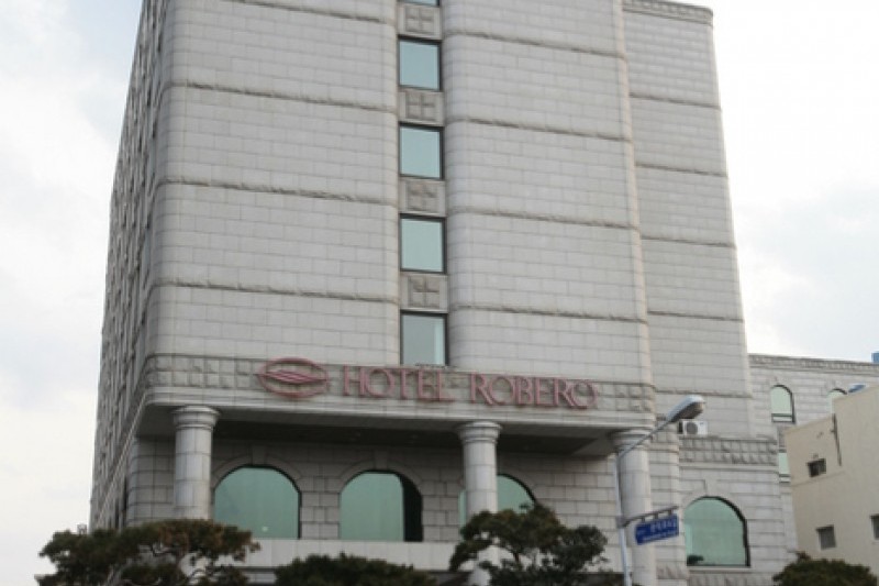 Robero Hotel  (1/29)