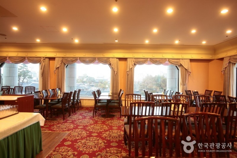 Robero Hotel  (8/29)