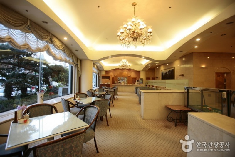 Robero Hotel  (9/29)