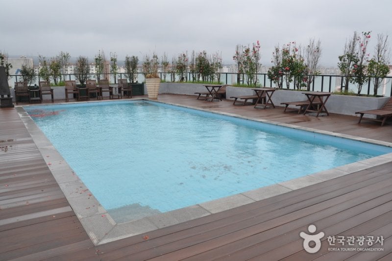 Baume Couture Boutique Hotel  (6/44)