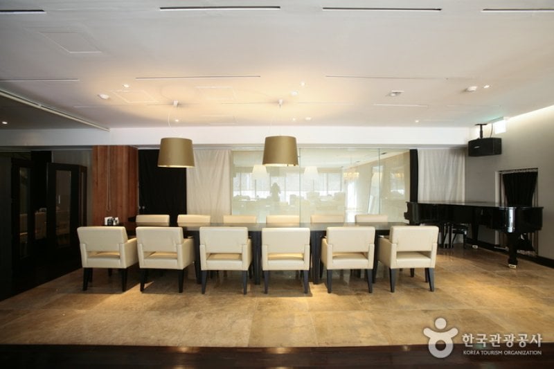 Baume Couture Boutique Hotel  (15/44)