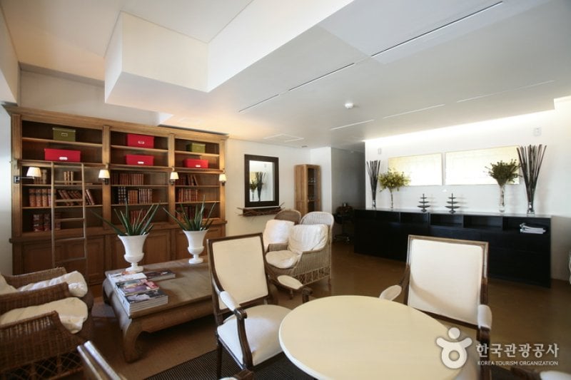 Baume Couture Boutique Hotel  (18/44)