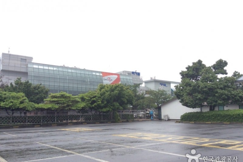 Let's Run Park (Jeju Racecourse) (1/4)