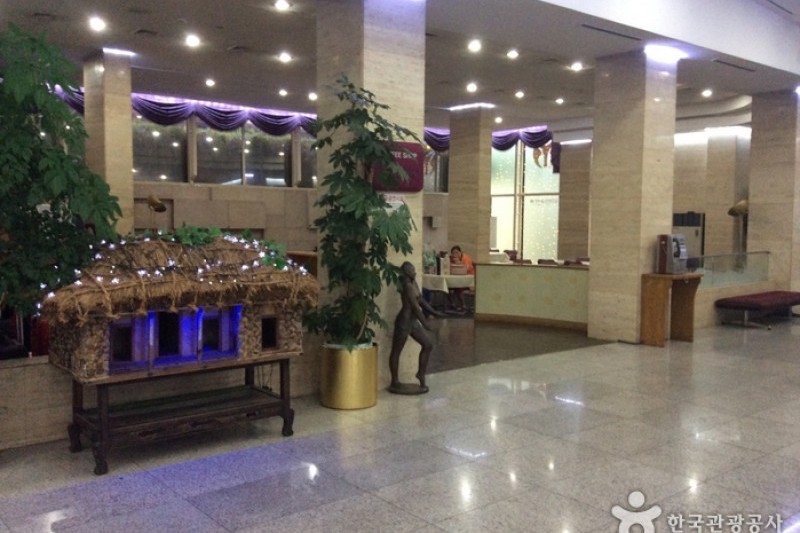 Jeju Pearl Tourist Hotel  (3/4)