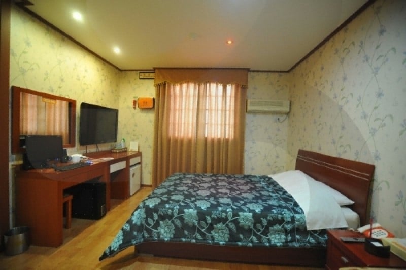HOTEL EJ -Goodstay  (7/16)