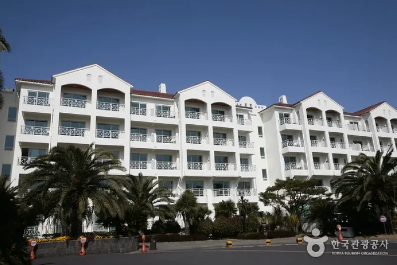 Daemyung Resort - Jeju  (3/23)