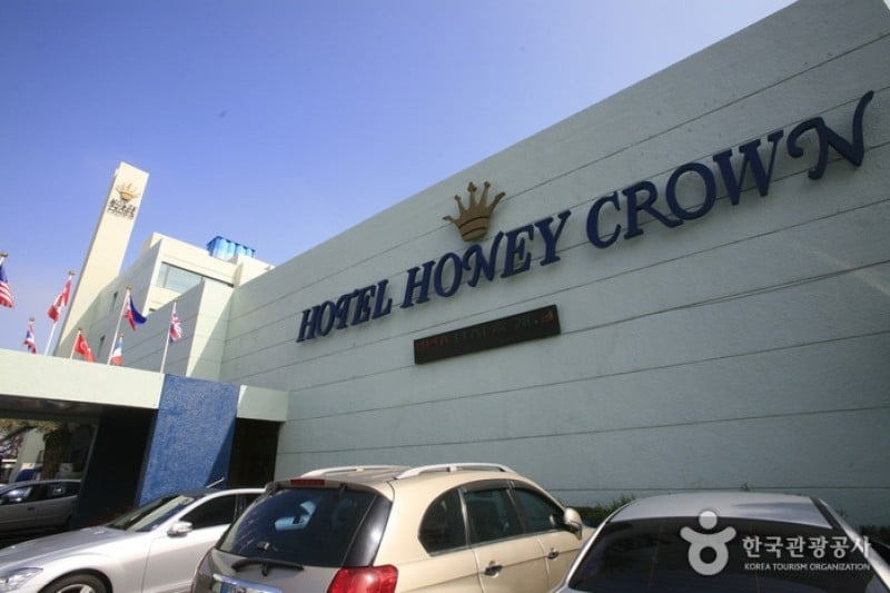 Honey Crown Hotel  (2/22)