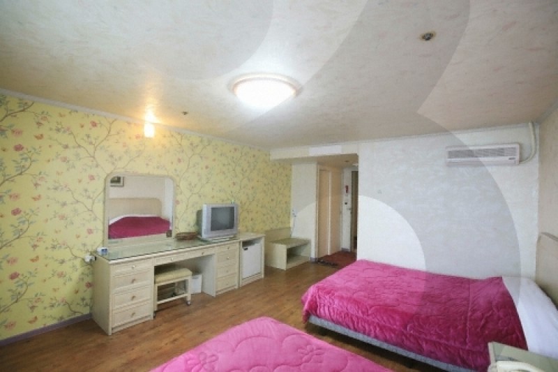 Honey Crown Hotel  (17/22)