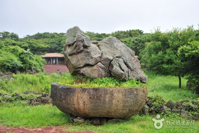 Jeju Stone Park  (8/33)