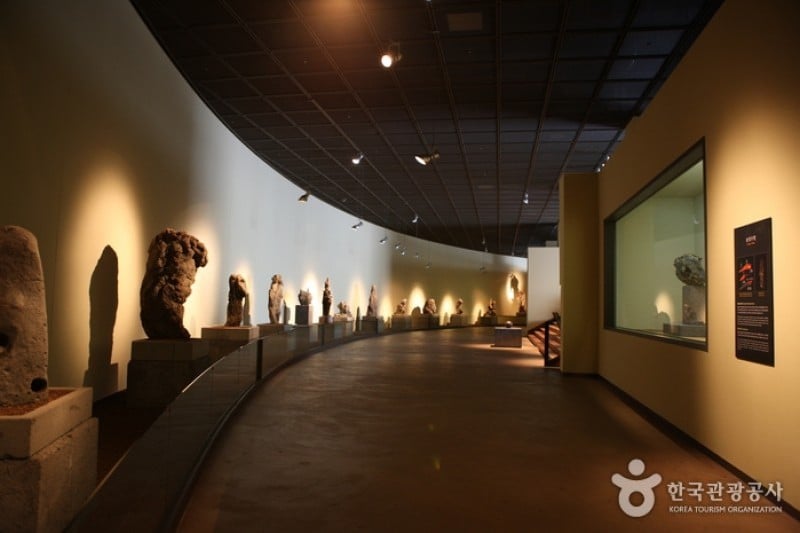 Jeju Stone Park  (22/33)