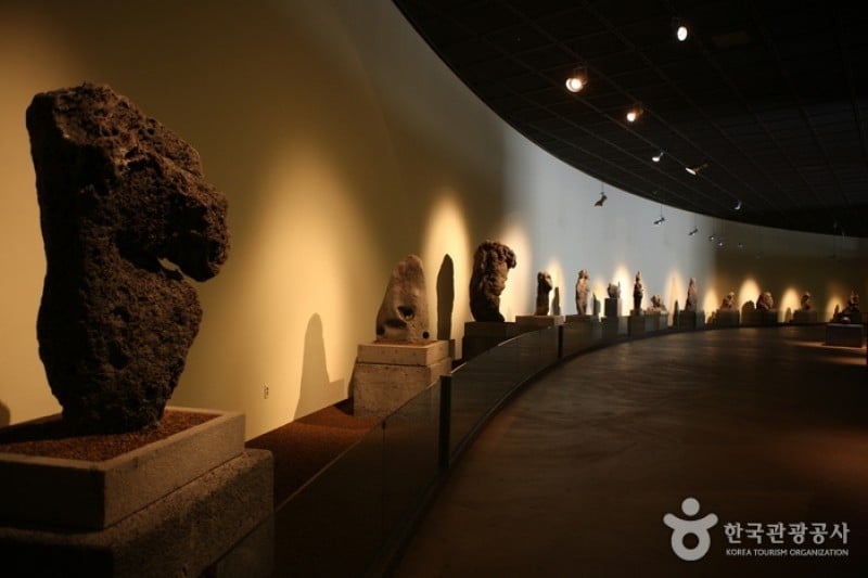 Jeju Stone Park  (24/33)