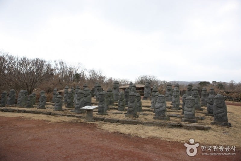 Jeju Stone Park  (31/33)