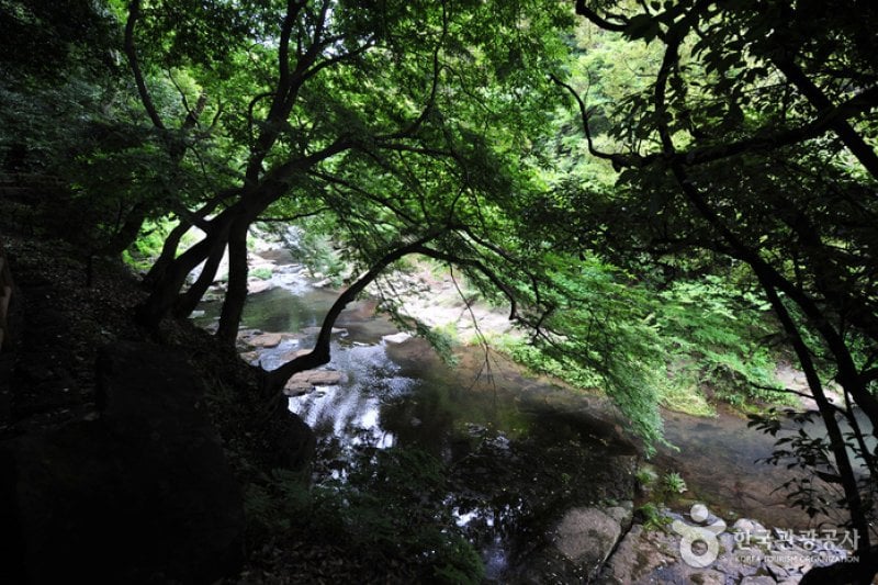 Andeok Valley  (2/17)