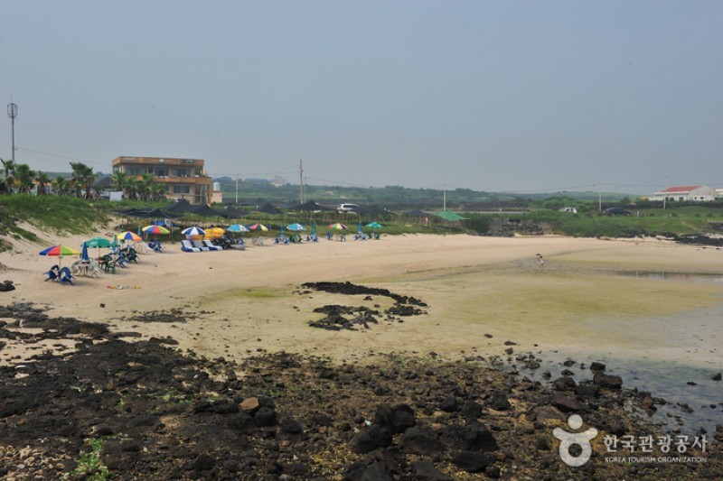 Jeju Island Special Tourist Zone  (16/28)
