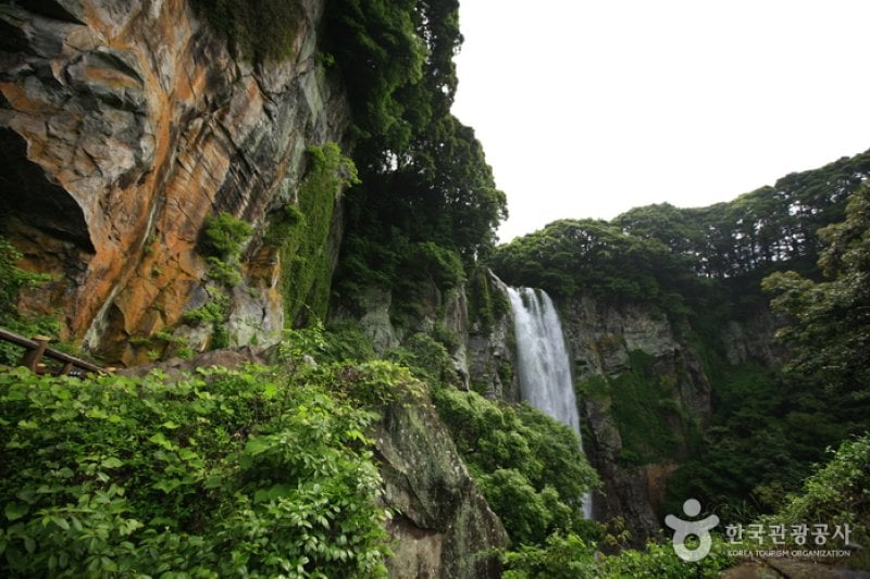 Eongtto Falls  (1/4)