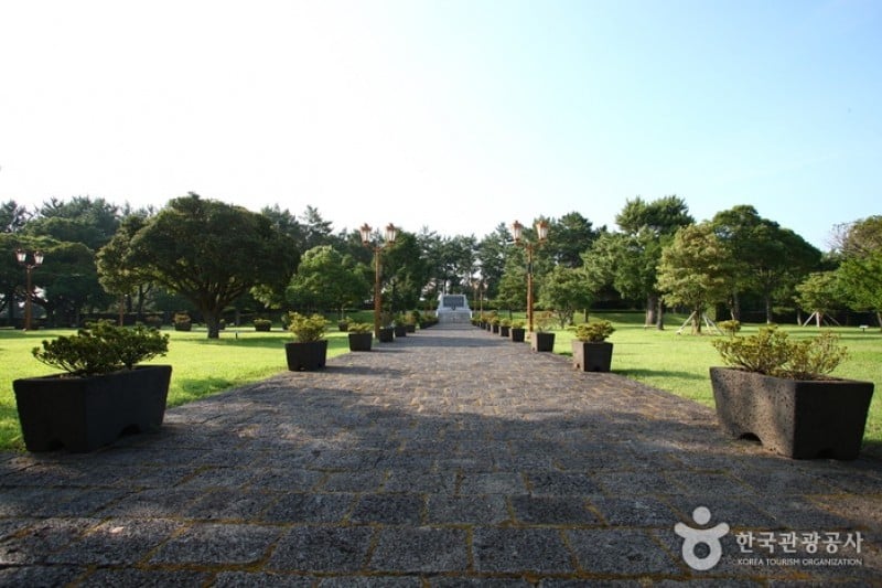 Jeju Olle Trail - Route 16  (2/13)