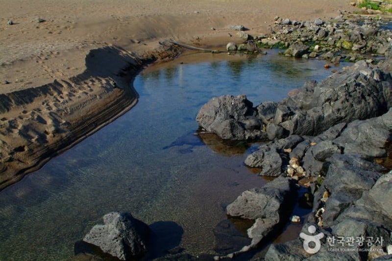 Hwasun Golden Sand Beach  (6/9)