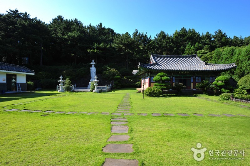 Bultapsa Temple - Jeju  (2/11)