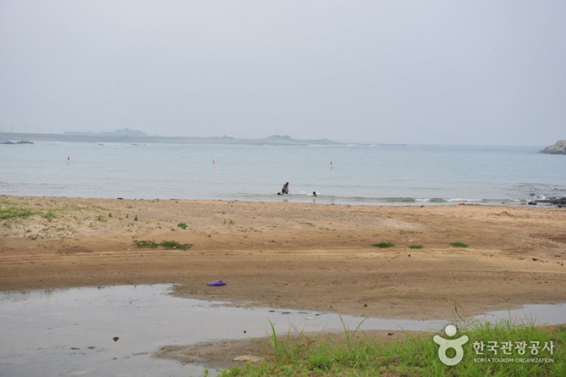 Hamo Beach  (2/4)