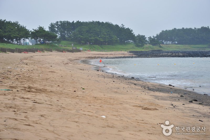 Hamo Beach  (4/4)