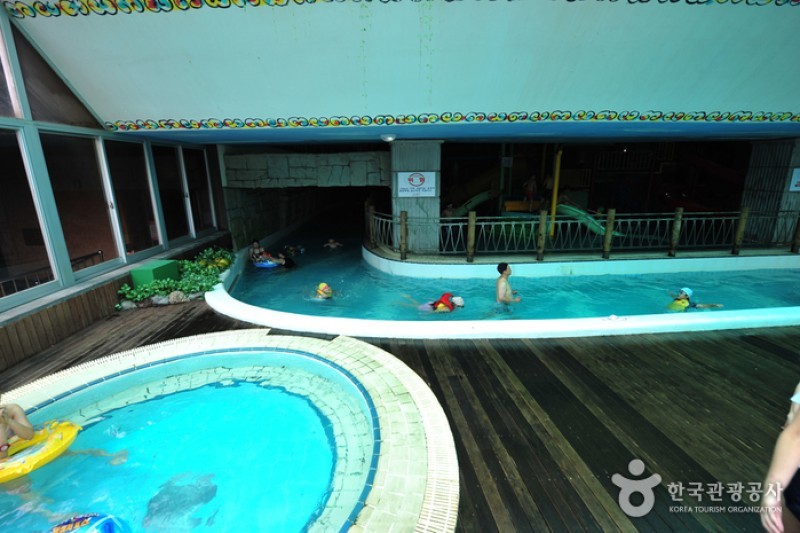 Jeju Waterworld  (2/5)