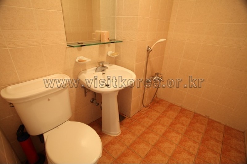 Villae Resort - Goodstay  (6/28)