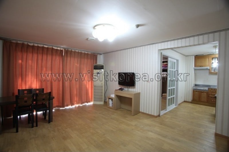 Villae Resort - Goodstay  (17/28)