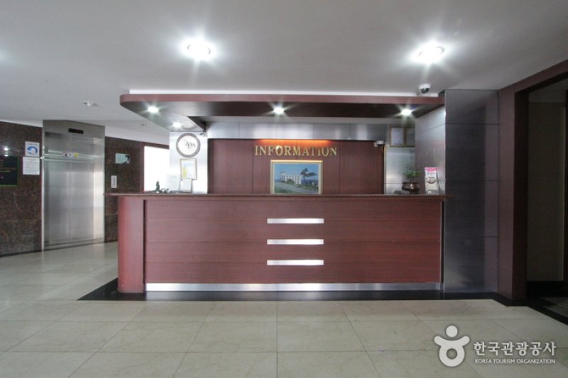 Navis Hotel - Goodstay  (5/14)