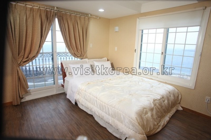 Navis Hotel - Goodstay  (8/14)