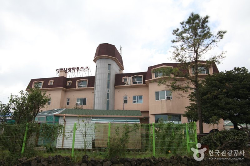 Shiny Hotel - Goodstay  (13/18)