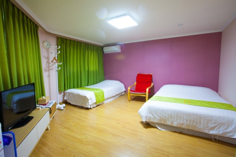 Jeju R Hotel - Goodstay  (5/40)