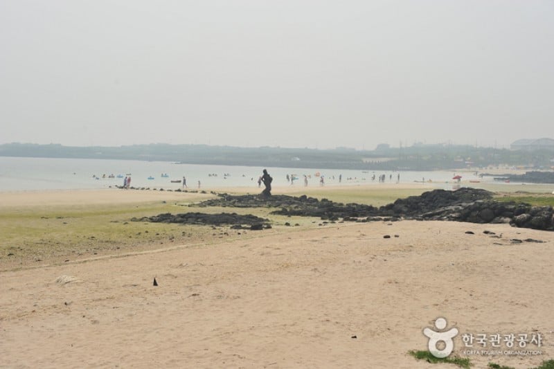 Hagosudong Beach  (2/6)