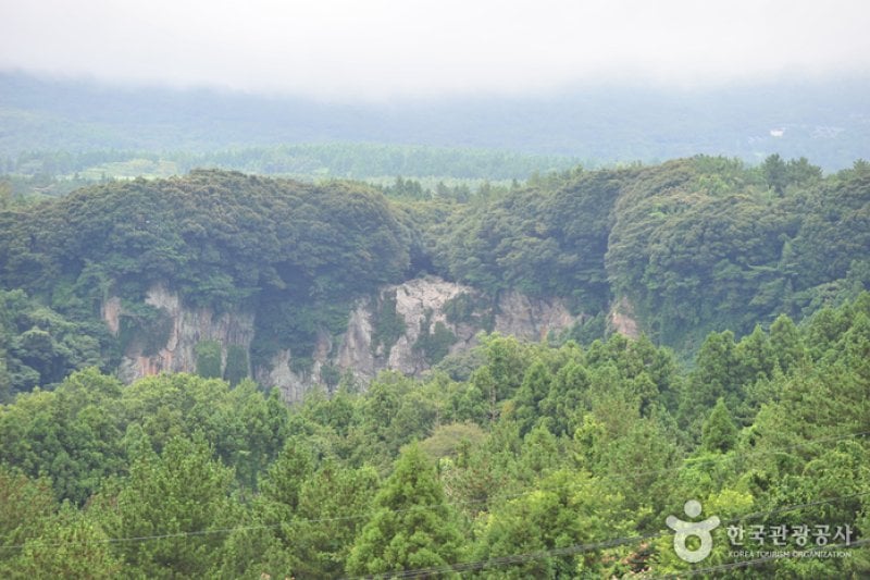 Eongtto Falls  (4/4)