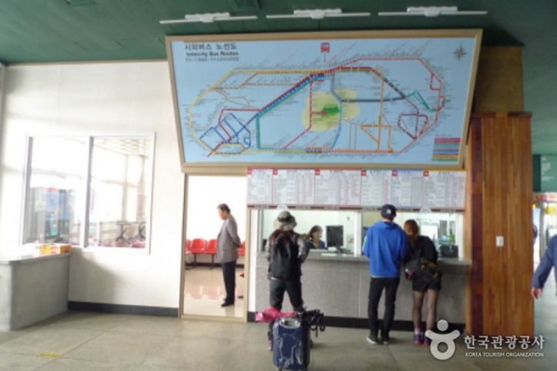 Jeju Intercity Bus Terminal  (2/3)