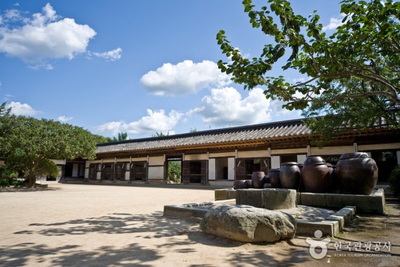 Korean Folk Village  (15/29)