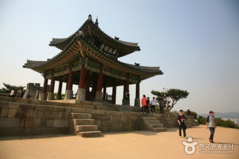 Hwaseong Fortress [UNESCO World Heritage]  (1/4)