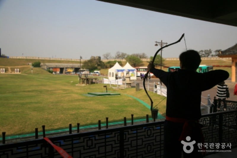 Hwaseong Fortress [UNESCO World Heritage]  (4/4)
