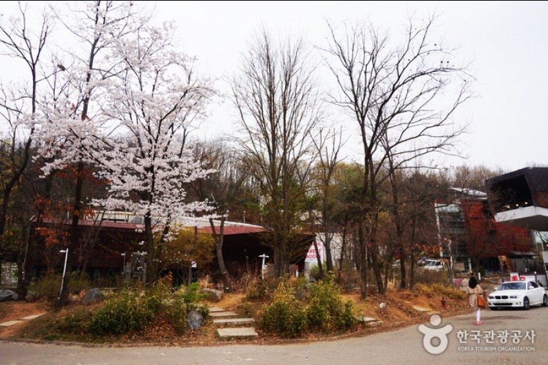 Heyri Art valley  (1/23)