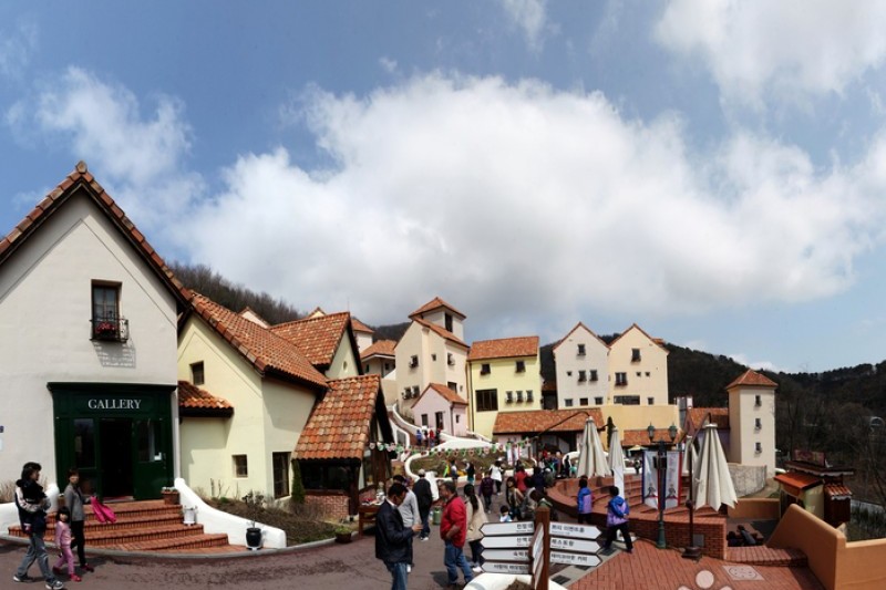 Petite France  (3/28)
