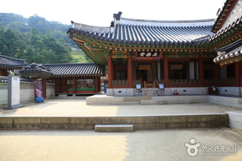 Hwaseong Haenggung Palace  (10/24)