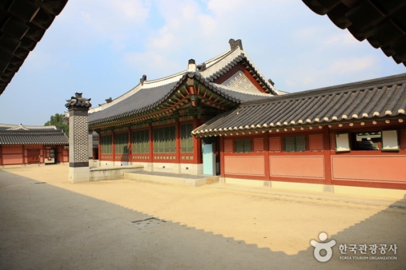 Hwaseong Haenggung Palace  (14/24)