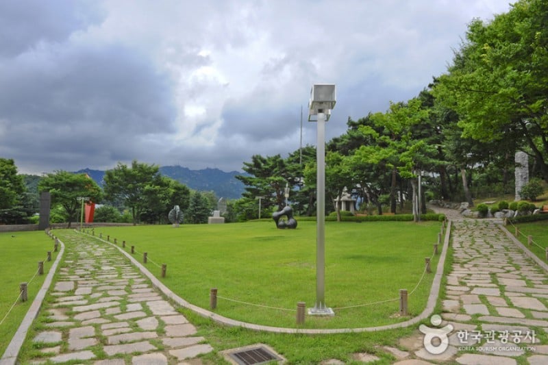 National Museum of Modern and Contemporary Art, Gwacheon [MMCA Gwacheon]  (1/21)