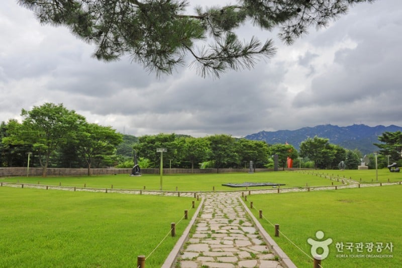 National Museum of Modern and Contemporary Art, Gwacheon [MMCA Gwacheon]  (4/21)