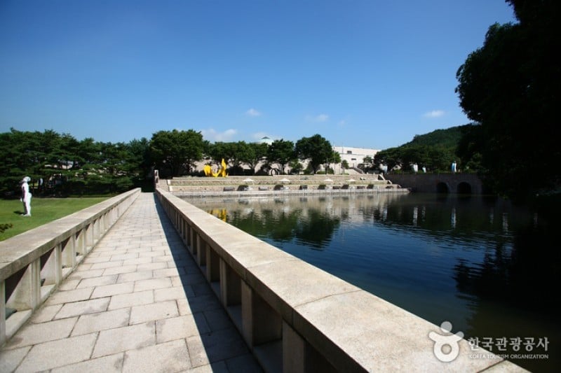 National Museum of Modern and Contemporary Art, Gwacheon [MMCA Gwacheon]  (13/21)