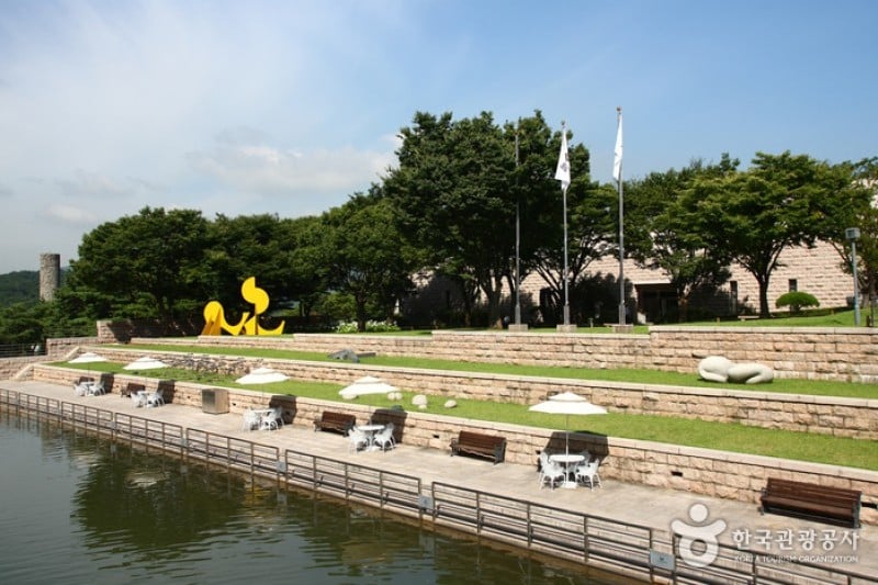 National Museum of Modern and Contemporary Art, Gwacheon [MMCA Gwacheon]  (14/21)